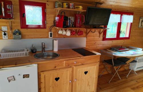 Roulotte atypique calme au milieu de la verdure - Foto 5