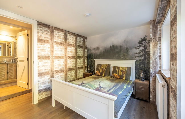 Forestside Escape Near Lake - Photo 4