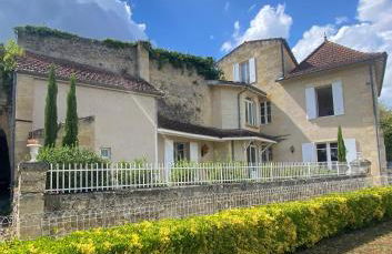 La Madeleine, nichée au cœur de Saint-Émilion - Foto 1