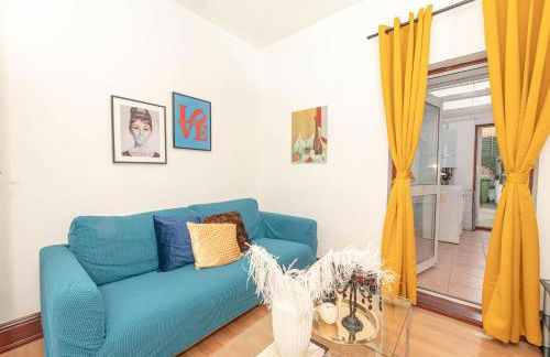 Xtra Large 4 Bedroom House with Heating Sleeps 14 Near Station and ExCeL - Foto 10