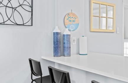 Cozy 1 BR Apt - 3 Blocks to Beach - Sleeps 6 - Foto 12