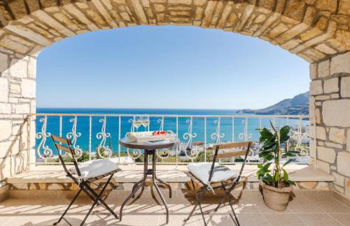 Elouthia Residence with Sea View and Hot Tub - Foto 25