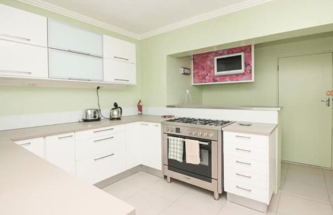 Beachview Penthouse - Photo 6