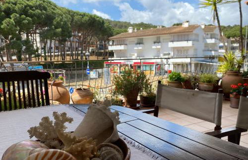 La mejor terraza de Tamariu - Foto 12