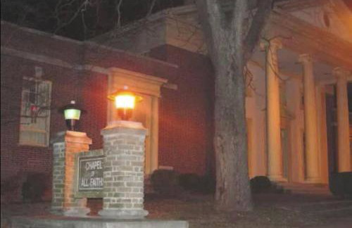 Renovated 1928 bungalow on a former asylum campus - Foto 34