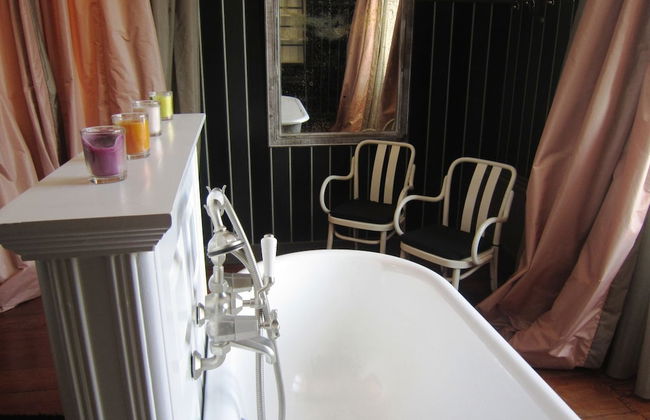 Spacious Spa Villa With Garden - Photo 18