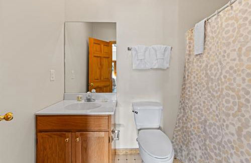 Lakefront Escape Sleep 12 Dock Hot Tub Pool Grill - Foto 36