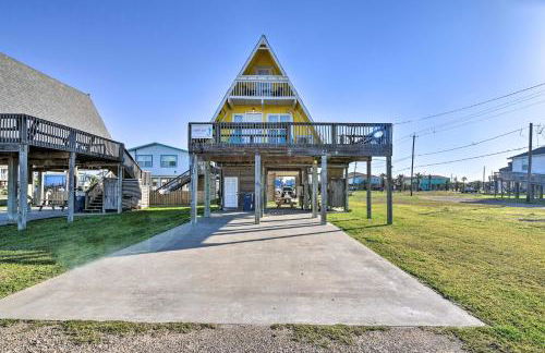 2 Blocks to Surfside Beach A-Frame Home with Deck - Photo 23