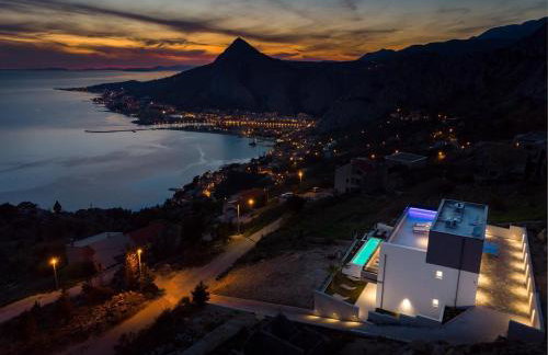 Villa BAMM with heated 36sqm pool, 5 en-suite bedrooms and panoramic sea views - Foto 46