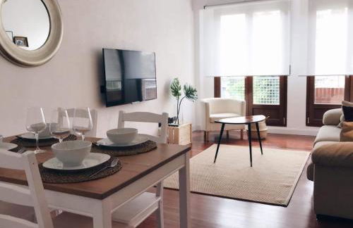 Muy luminoso en San Mamés - Foto 1