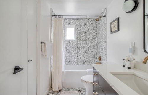 Graceful Getaway - Photo 68