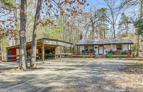 Fish Sam Rayburn! Secluded Cabin with Deck and Grill - Photo 27