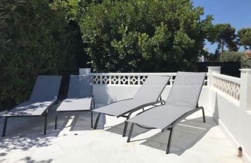 MORAIRA, PRECIOSO ADOSADO al LADO DEL MAR - Foto 22