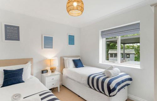 The Little Hawthorns - Photo 28