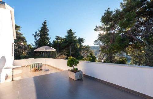 Amazing house W pool and big sunny terrace close to sea & beach - Photo 51