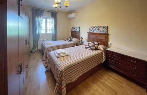 Stunning Home In Otura - Photo 21