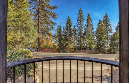 Studio with Incredible Location in Tahoe City - Foto 14
