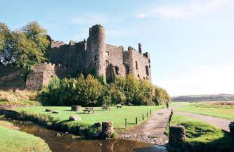 Brofallen - spacious holiday cottage with sea views and enclosed garden - Photo 18