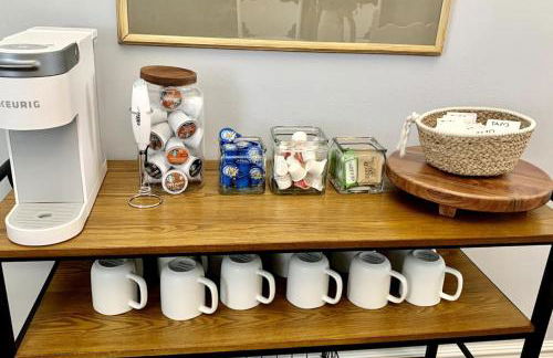 The 1900 House 1 Block From DT - Foto 17