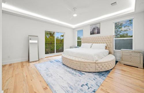 Upscale Group Getaway Sleeps 25 Downtown Dallas - Foto 49