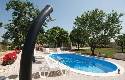 Nice Home In Nadin With Wifi - Photo 12