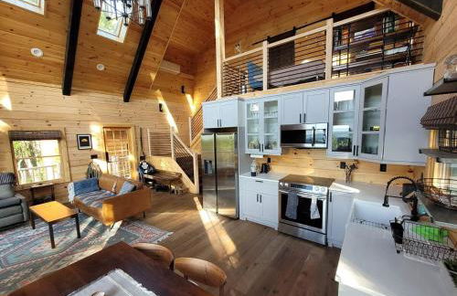 Modern Mountaintop Log Home with Amazing Views! - Foto 3