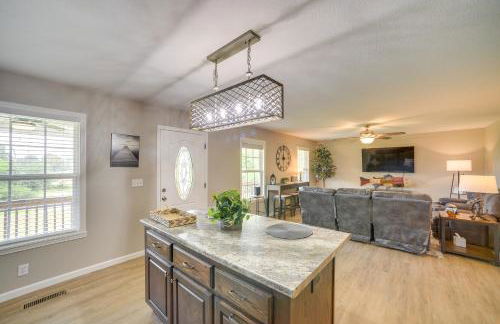 Lake Guntersville Vacation Rental with Fire Pit - Foto 10