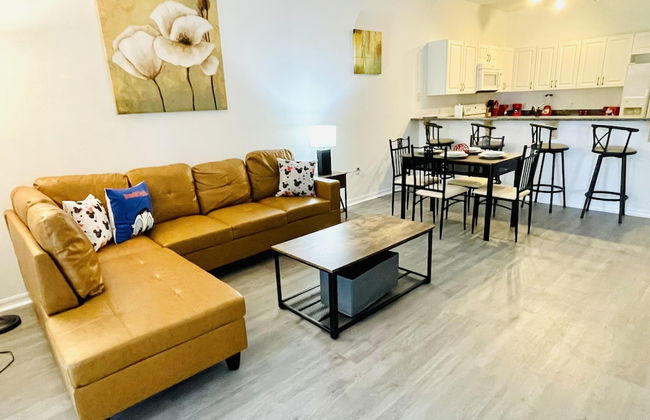 Huge Screened Patio That Overlooks Lake Buck, Near Famous Attractions!! - Foto 1