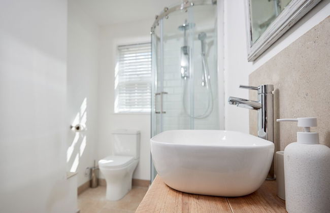 Lovely Quiet Cottage in Kemerton! - Photo 9