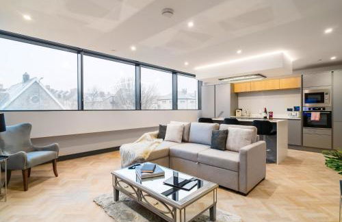 Luxe Apartments, The Moorwell, Secure Parking, - 10mins Cardiff City Ctr - Photo 17