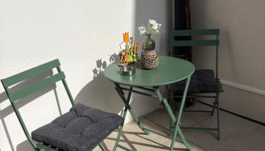 Le Chêne Doré Appartement romantique avec Jacuzzi Privé au cœur du centre touristique - Foto 5