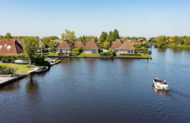 Canal-side Bungalow Stay - Foto 19