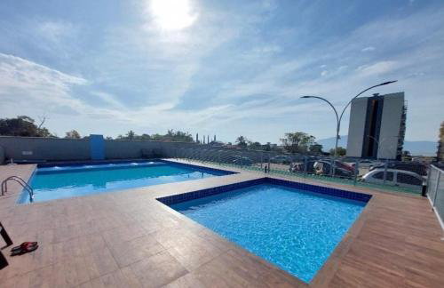 Apartamento na Palhoça, com vista para o mar, próximo a mercados, padarias e farmácias. - Photo 1