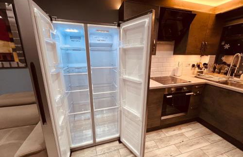 MODERN SUITES -5 Bedroom House- With FREE PARKING Birmingham city - Foto 6