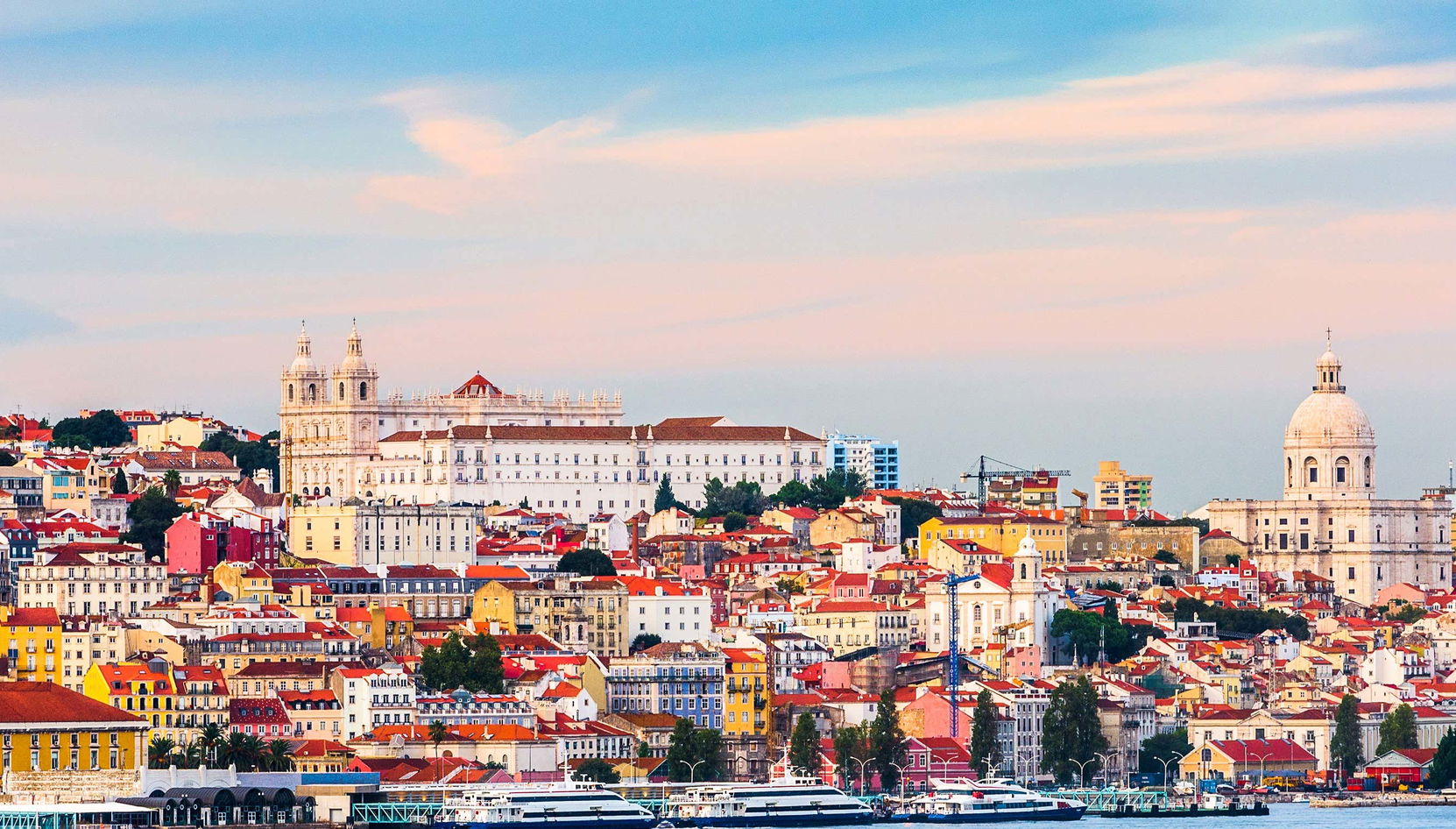 Traditional Boat Ride in Lisbon - Foto 1