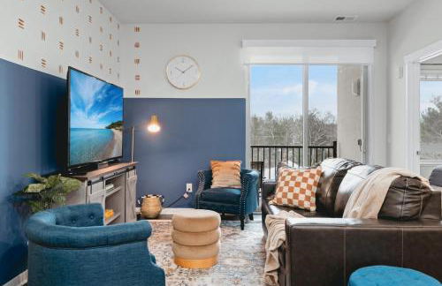 NEW Great Escape 404 2BR Condo Near Downtown and Bay - Photo 36