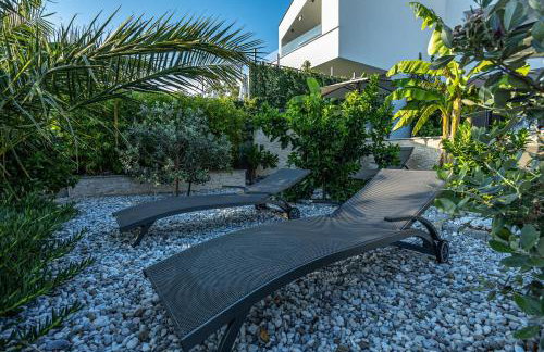 Luxury White Sails Villas with a Multi Sport Court and Sea View - Photo 80