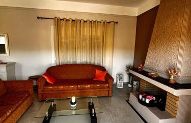 Marys Home Eretria - Photo 13