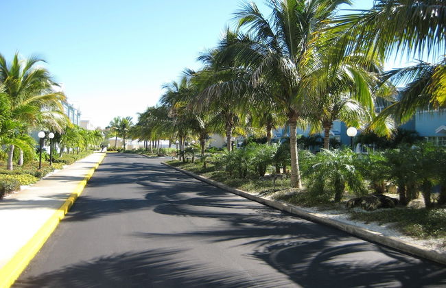 Barefoot Beach Resort - Foto 43