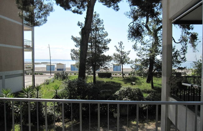 Amazing Apartment With Seaview Terrace - Photo 6