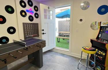 New Beach House with Game Room - Foto 9