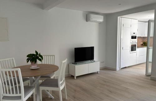 La Sardineta, es un apartamento en la Costa Brava, Palamós 1 minuto de la playa Alquiler temporal mínimo 32 noches - Foto 13