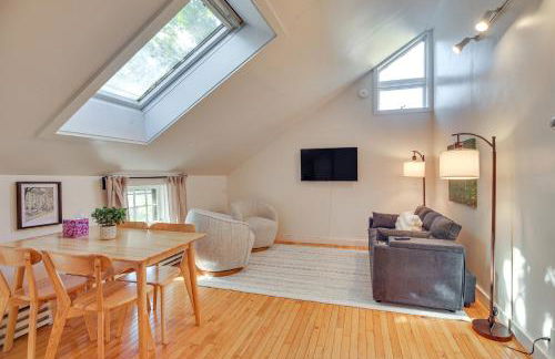 Hike and Leaf Peep Couples Retreat in Waterbury! - Foto 5