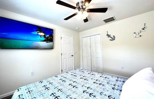 Beach House Cape May just 1 block from the Bay & a Short 5 minutes walk, Sleeps 19 - Foto 24