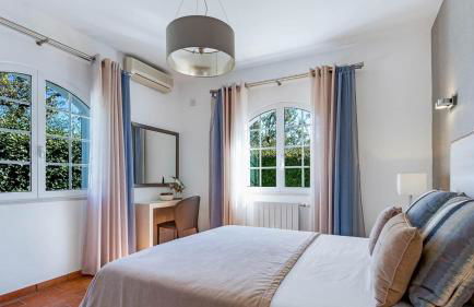 Lovely Very Private Villa with Beautiful Gardens - Foto 59