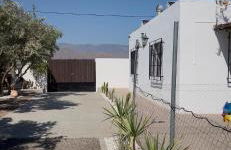 Oasis Pool in the Desert BBQ and Garden - Foto 3