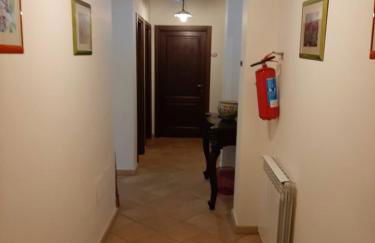 Spacious villa with private pool and stunning views - Foto 47