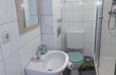 Ferienwohnung 3, Nahe Augenklinik, Zentrum und Saarbrücken, 66280 Sulzbach - Foto 6