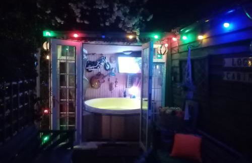 Chalet with hot tub room - Foto 1