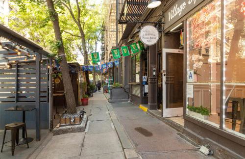 West Village 1br w high ceilings skylight wd NYC-1172 - Foto 19